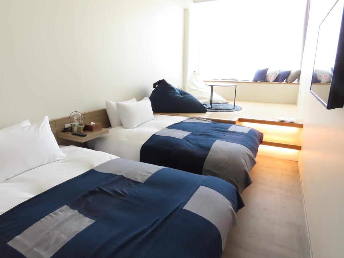Отель Osaka Hokko Marina Hull Экстерьер фото