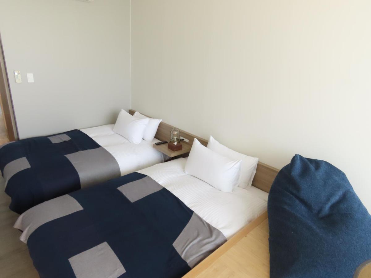 Отель Osaka Hokko Marina Hull Экстерьер фото