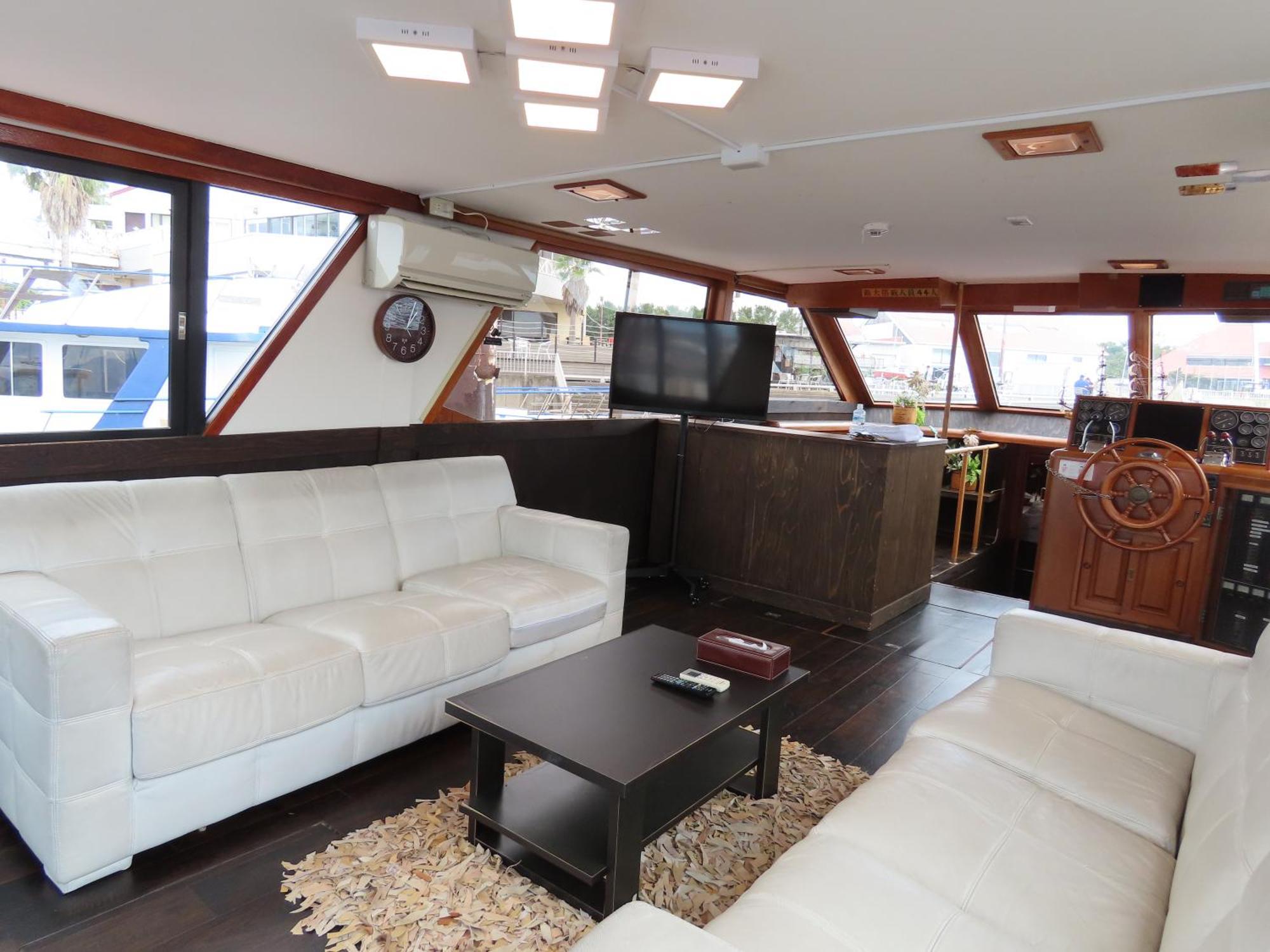 Отель Osaka Hokko Marina Hull Экстерьер фото
