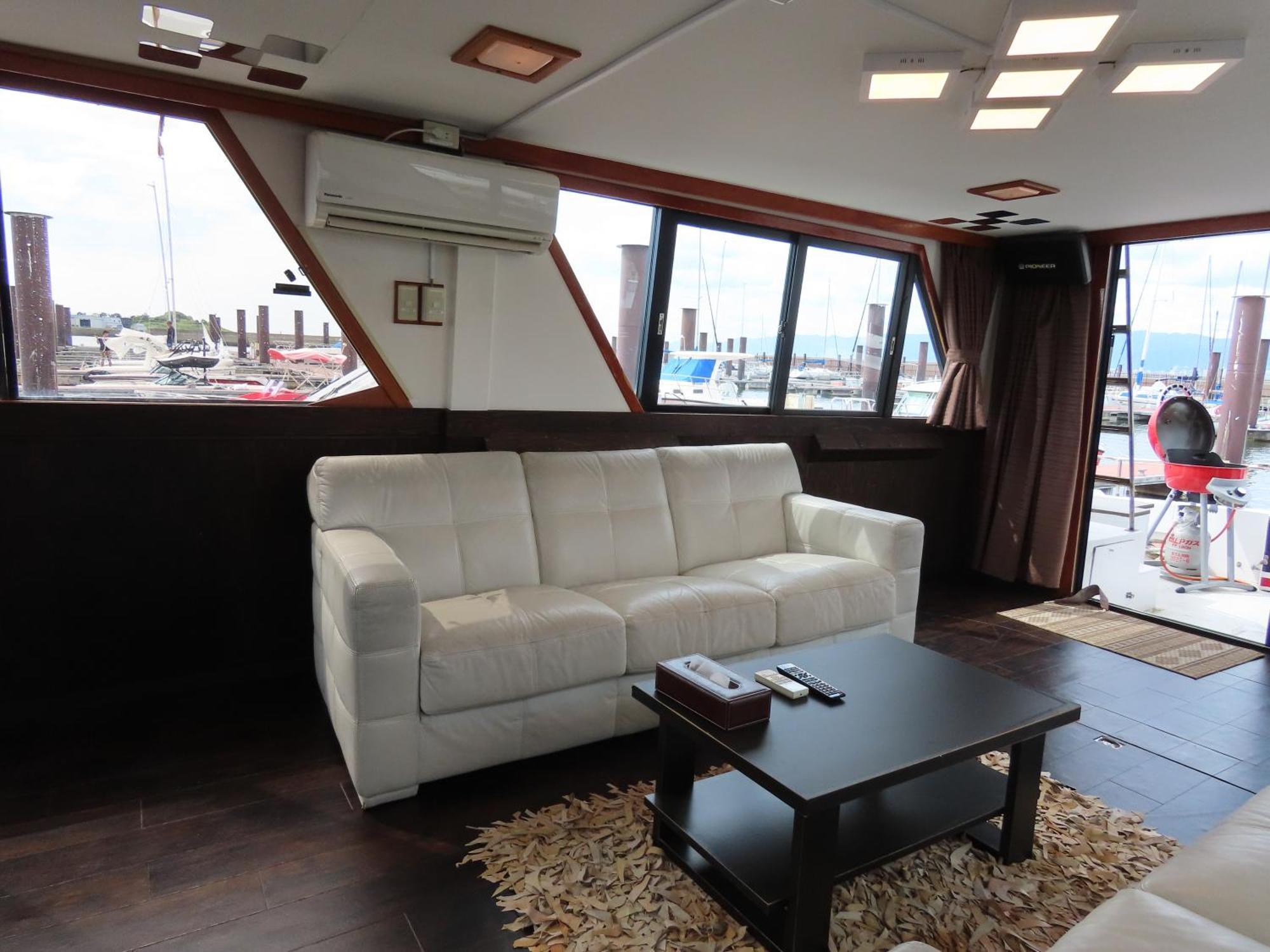 Отель Osaka Hokko Marina Hull Экстерьер фото